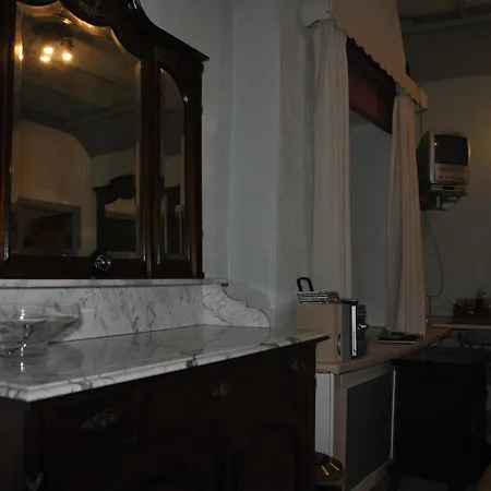 Bed & Breakfast De Hoge Peel Heythuysen