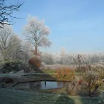 De Hoge Peel Bed & Breakfast 4*